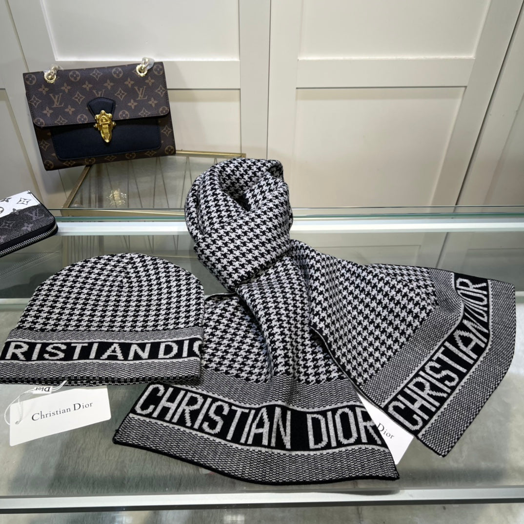 Classic Houndstooth Cashmere Scarf Hat Set