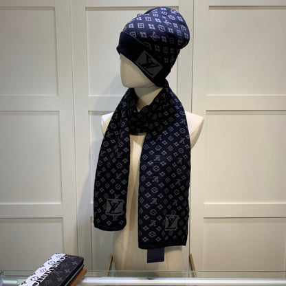 Versatile Monogram Letter Jacquard Scarf Hat Set