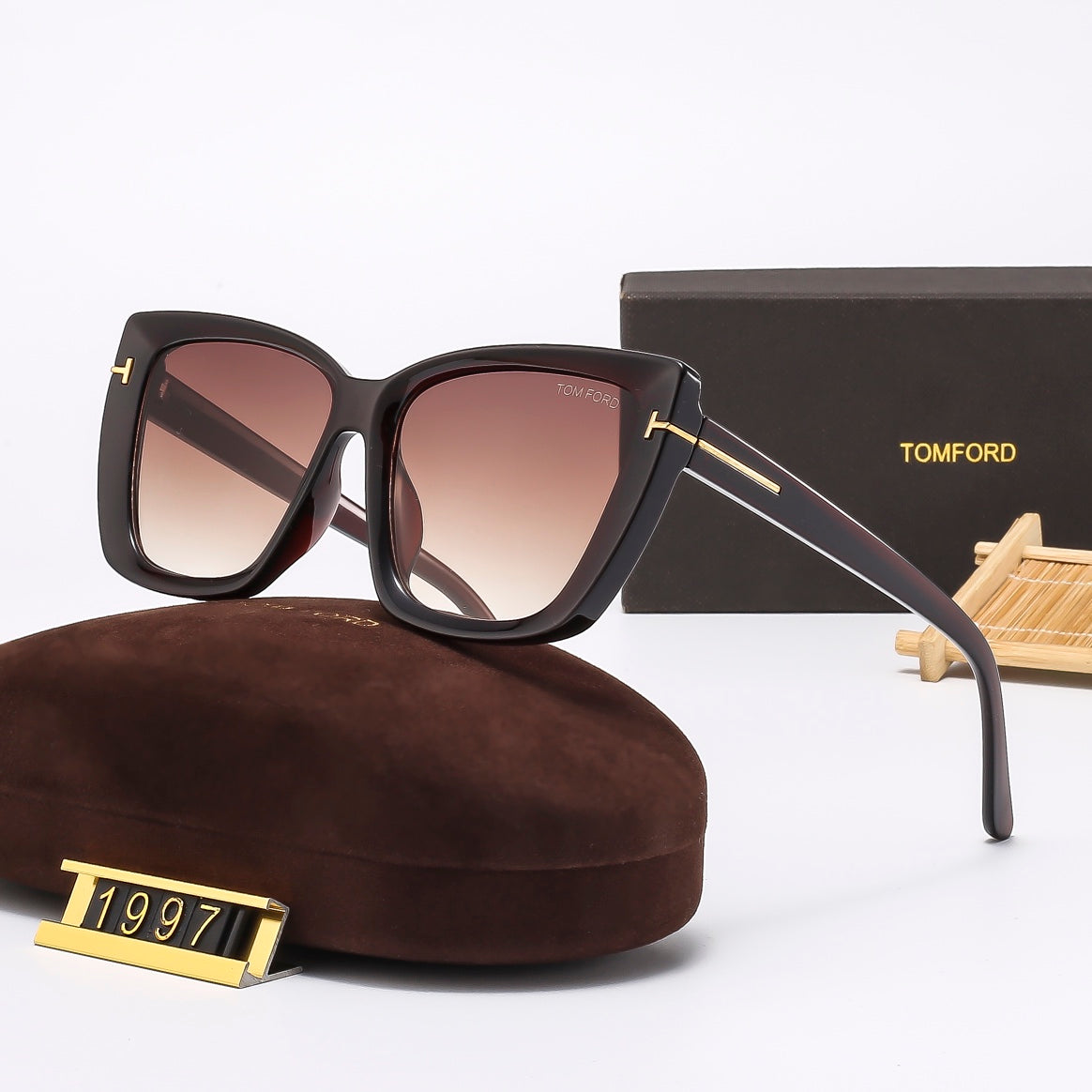 Luxury Eyewear: Elevate Your Style with Exquisite Craftsmanship-138