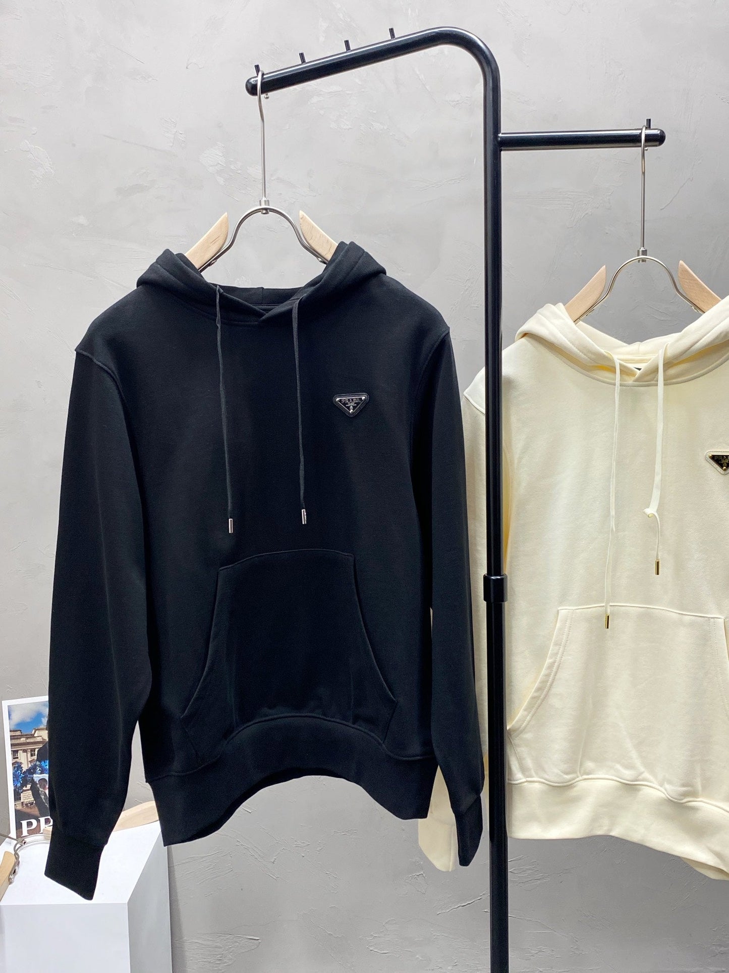 Classic Fit Hoodie-201