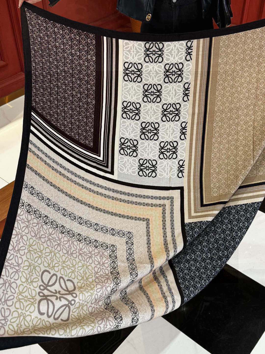 Elegant Knit Scarf – New Collection-80