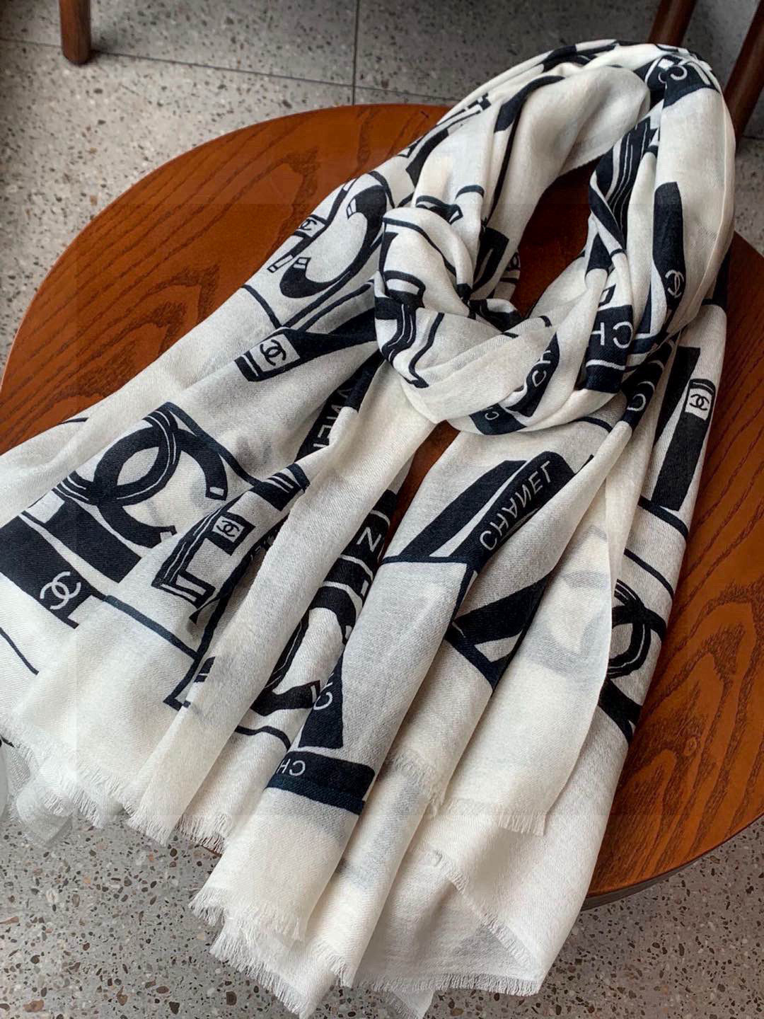 Elegant Knit Scarf – New Collection-96