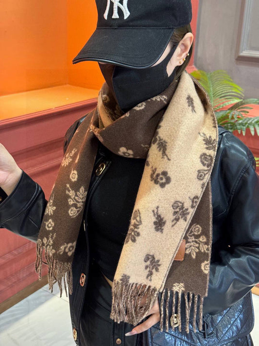 Elegant Knit Scarf – New Collection-100
