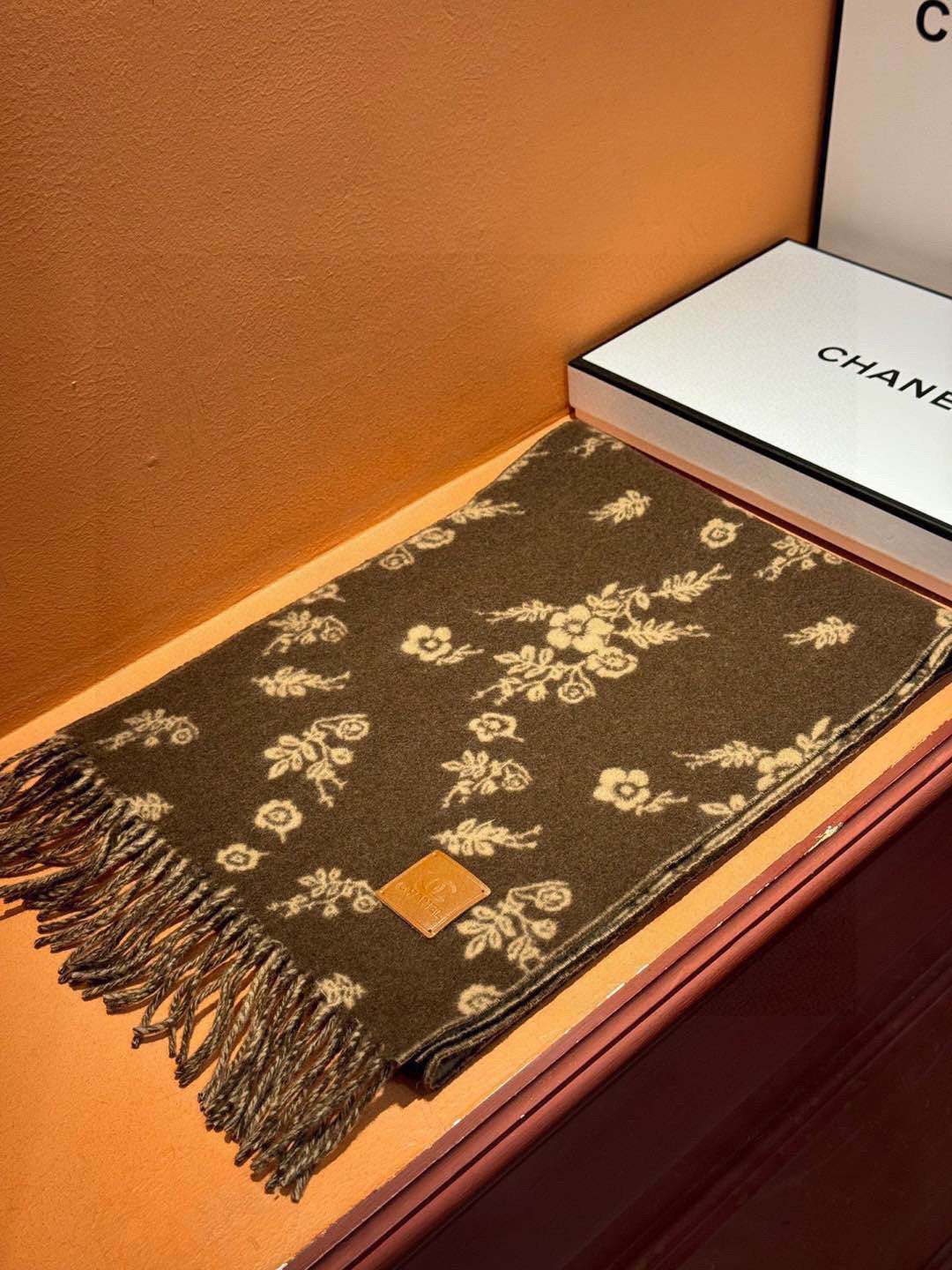Elegant Knit Scarf – New Collection-100